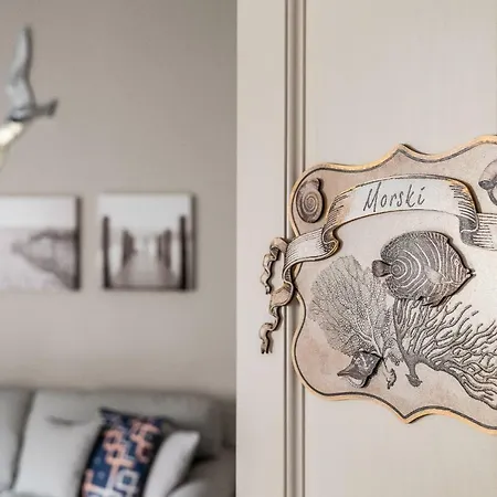 Apartament Lion *