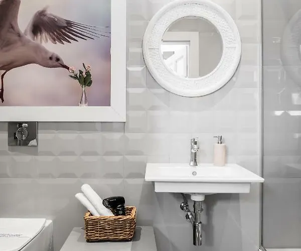 Lion Апартаменты *